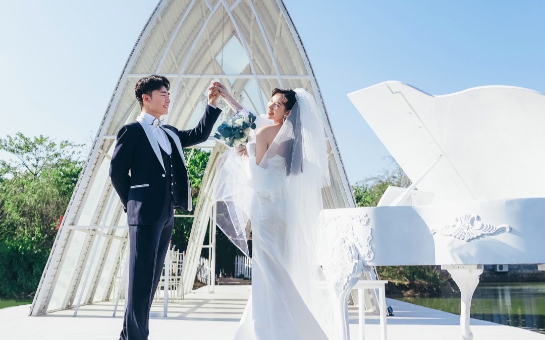 特惠2999—网红天鹅湖基地