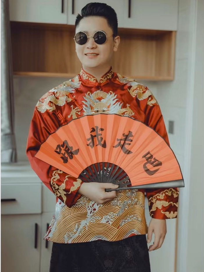 真絲手繡金銀線(xiàn)龍鳳褂皇+全場(chǎng)任選婚紗禮服四件套餐