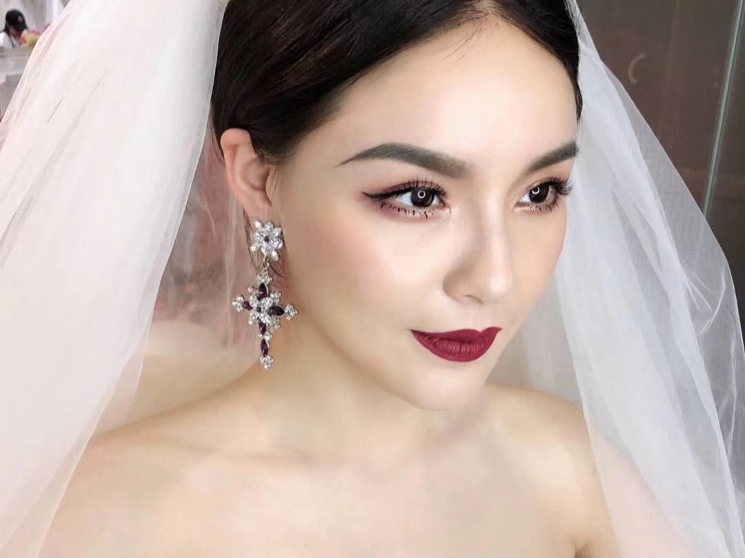 【女神必选】总监档全天跟妆+亲友妆