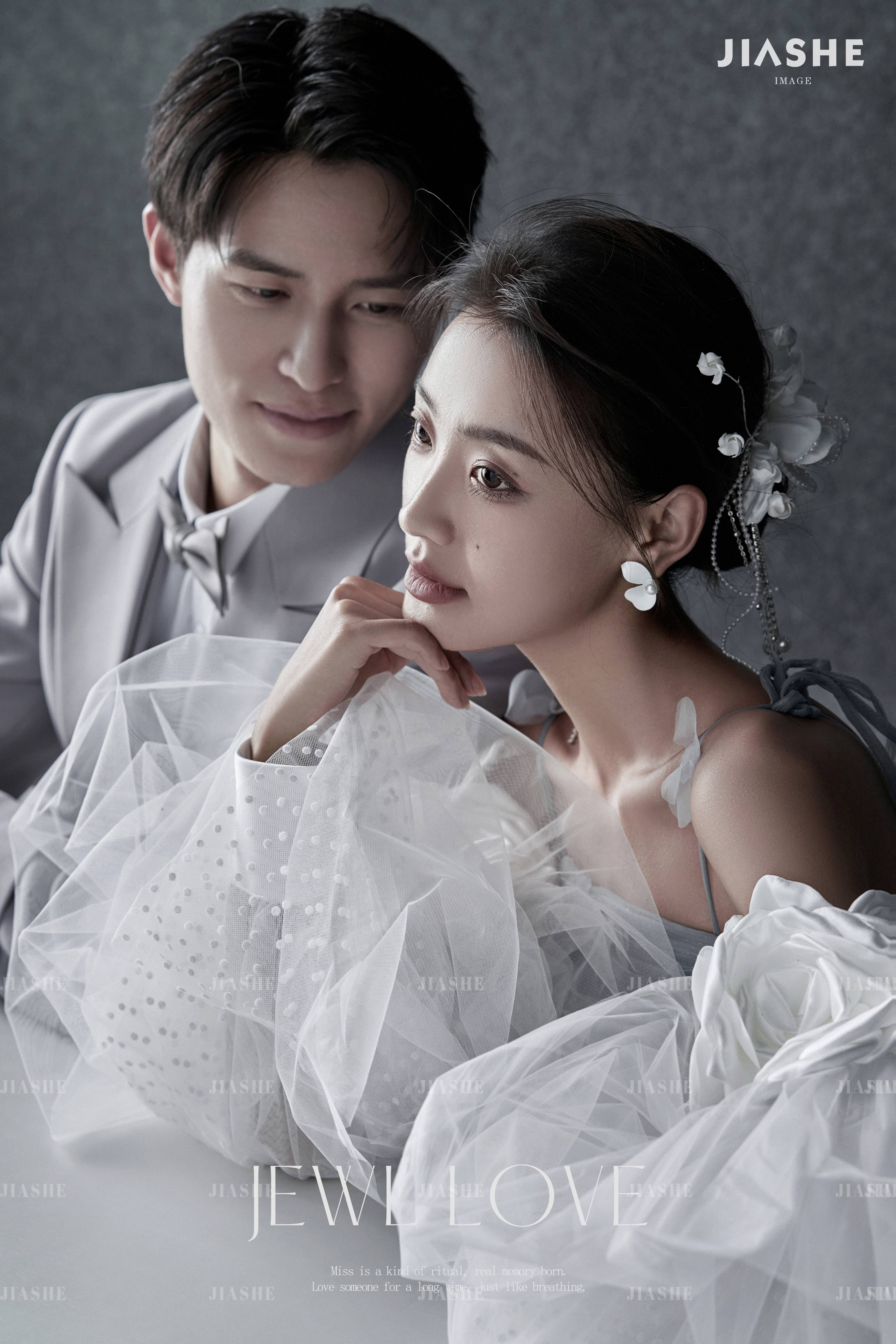 假摄STUDIO【超人气】多风格可选风格婚纱照