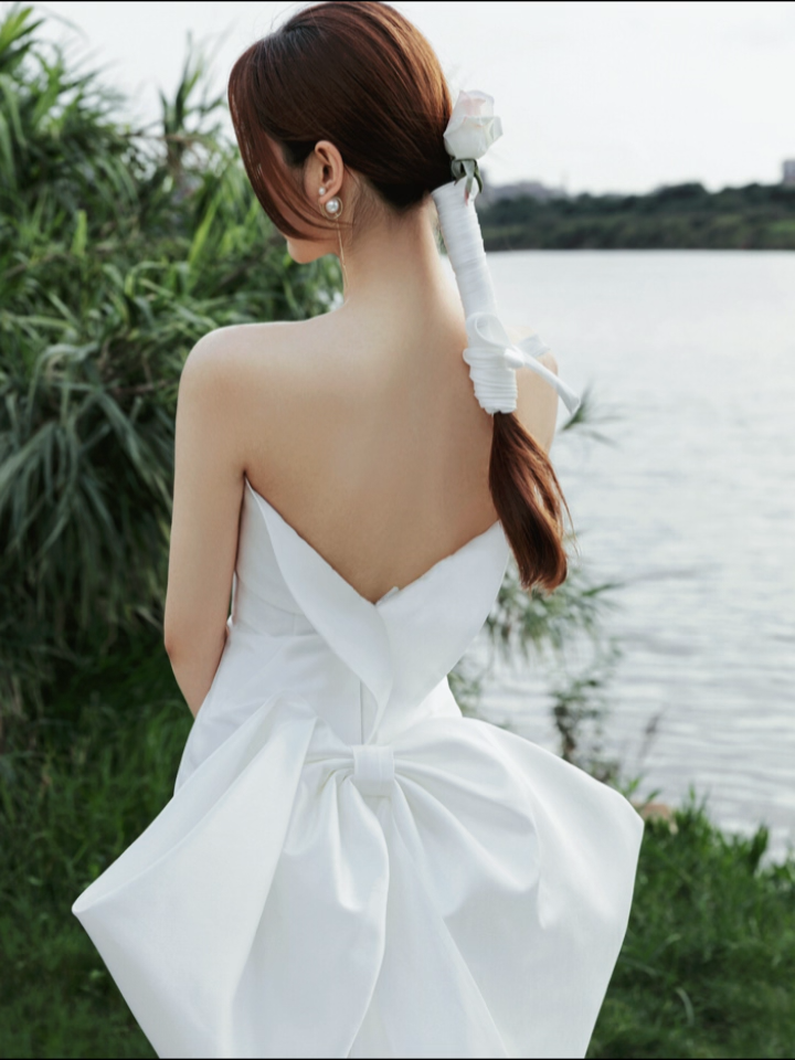 法式缎面鱼尾婚纱