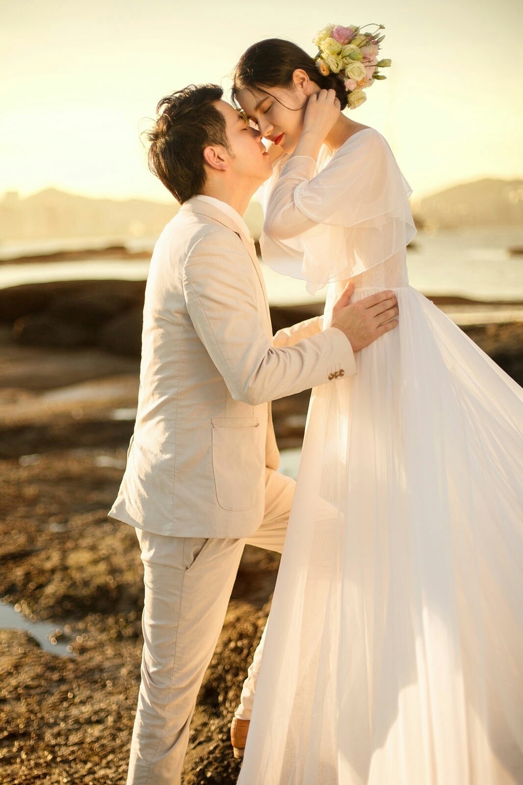 伊甸园婚纱_亚当夏娃伊甸园图片