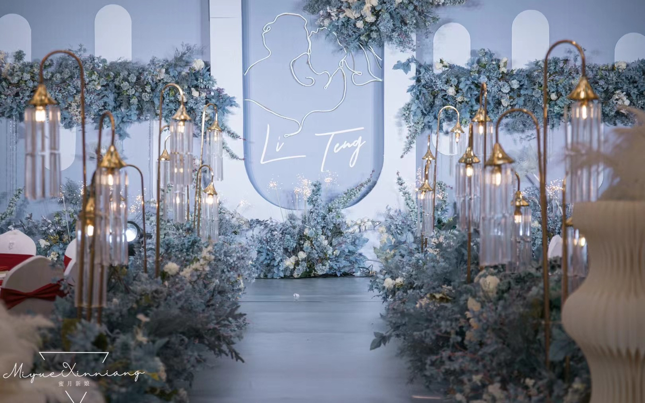 雾霾蓝小清新小预算婚礼布置
