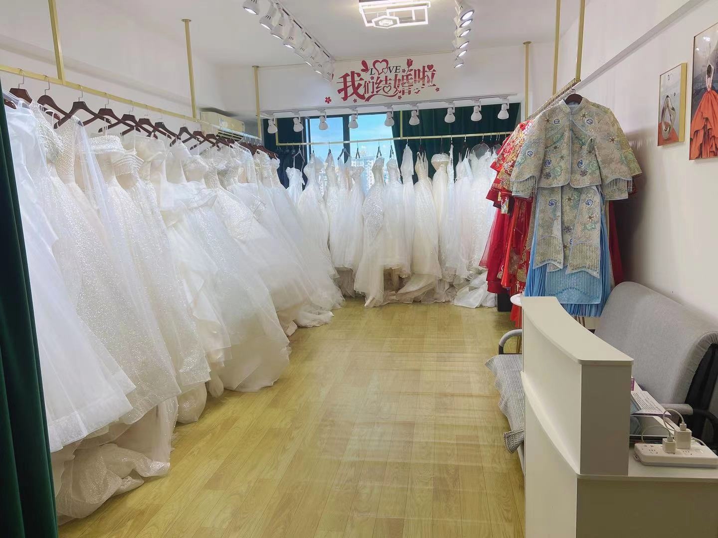 拾光小铺婚纱礼服馆
