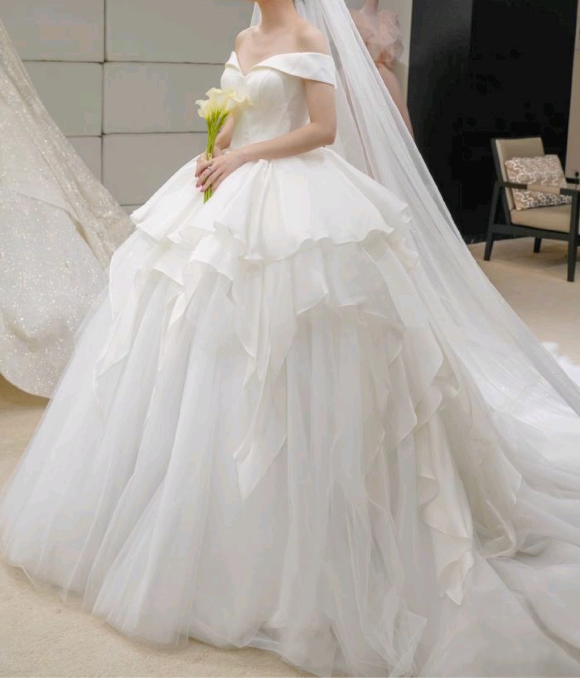 身材一般的女孩纸如何选婚纱