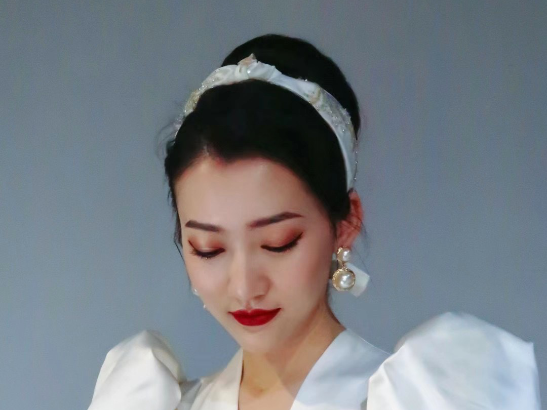 孙俪邓超黄渤合作明星化妆师KK老师婚礼跟妆套餐