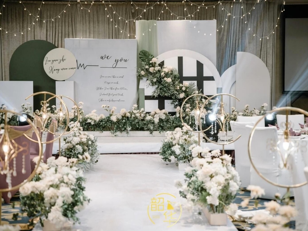 高性价比的酒店宴会厅冷色系韩式简约风