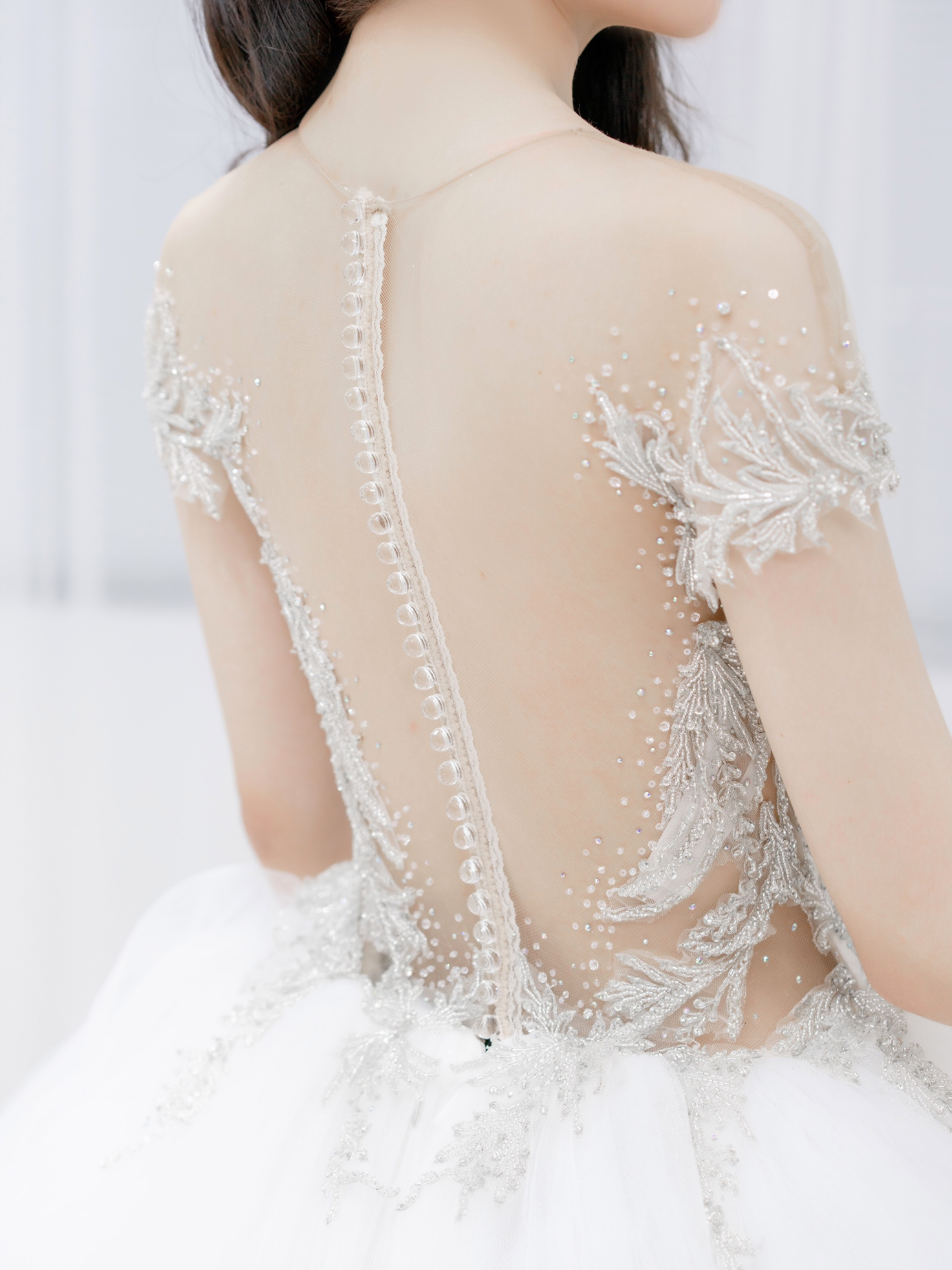 一城一纱区保款婚纱礼服加四件伴娘服