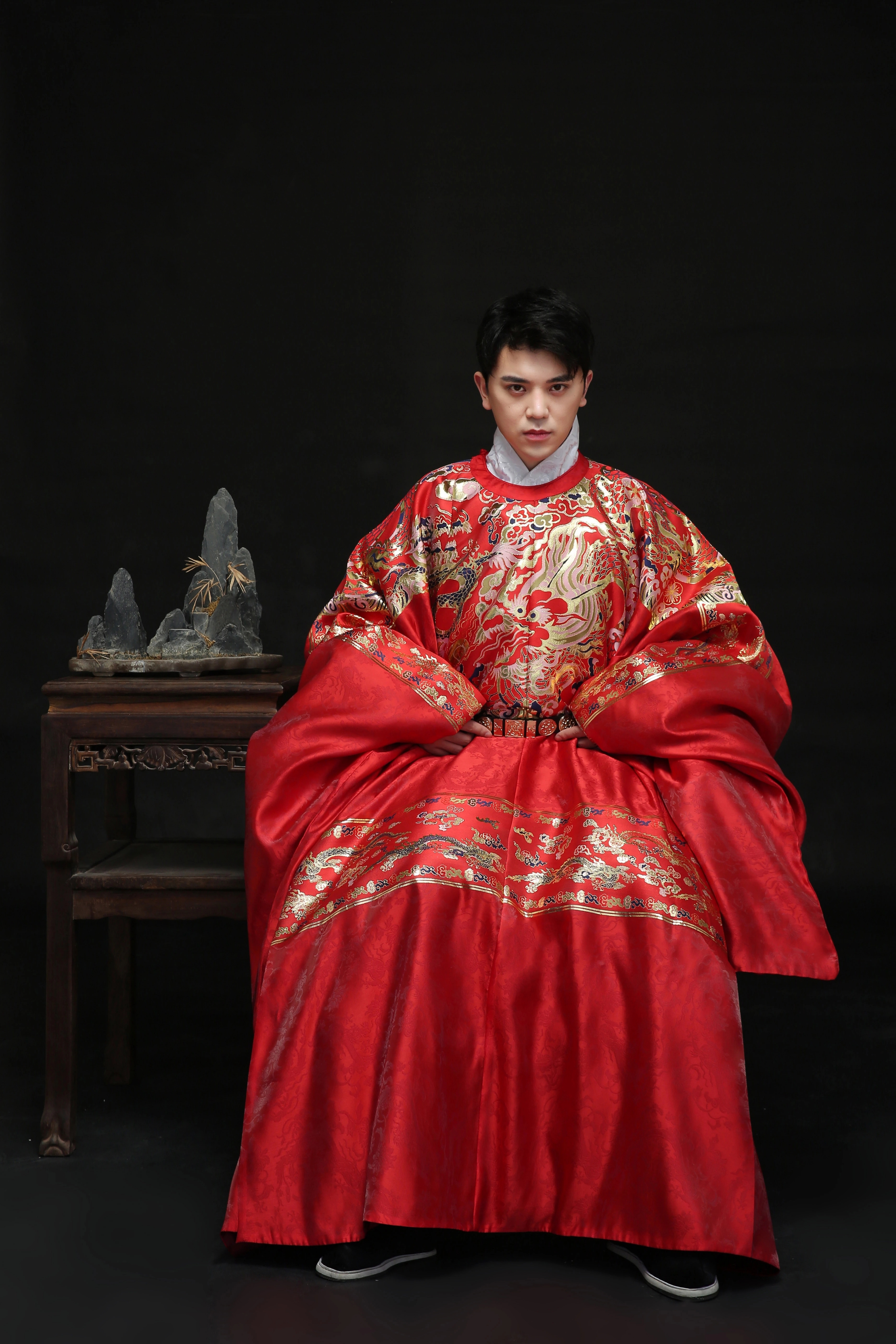 龙纹妆花纱男明制通肩蟒袍