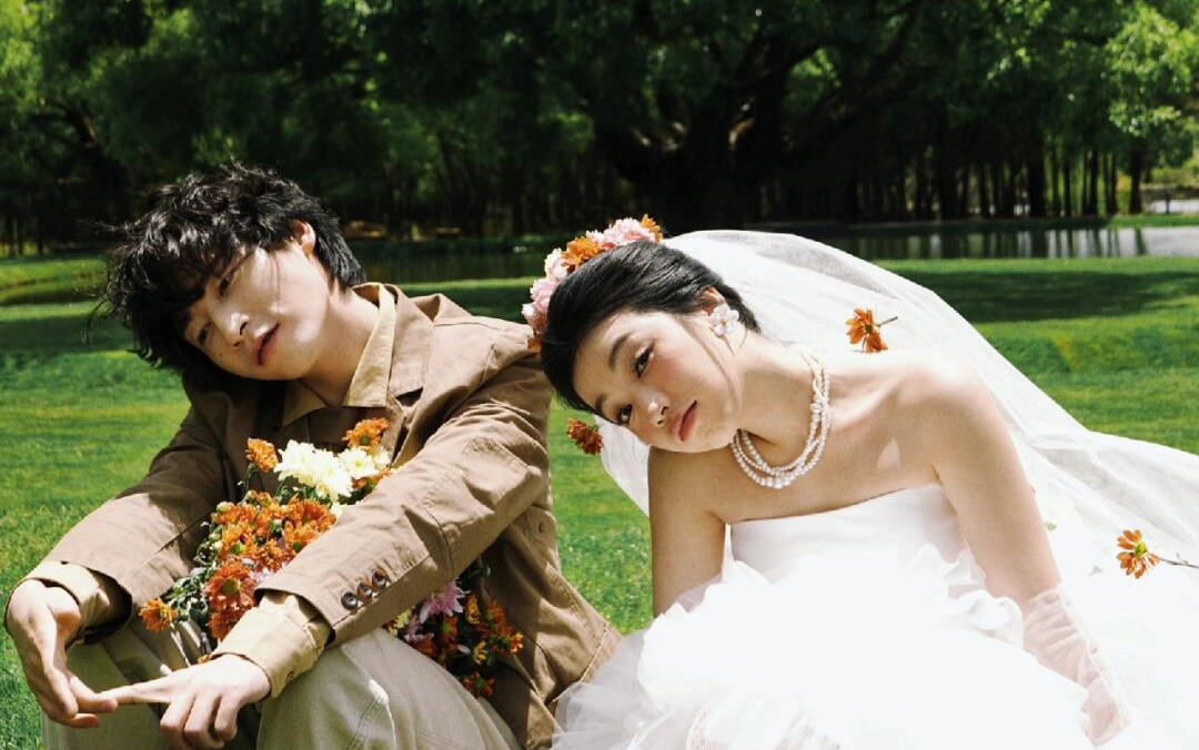 属于春天的婚纱照来咯