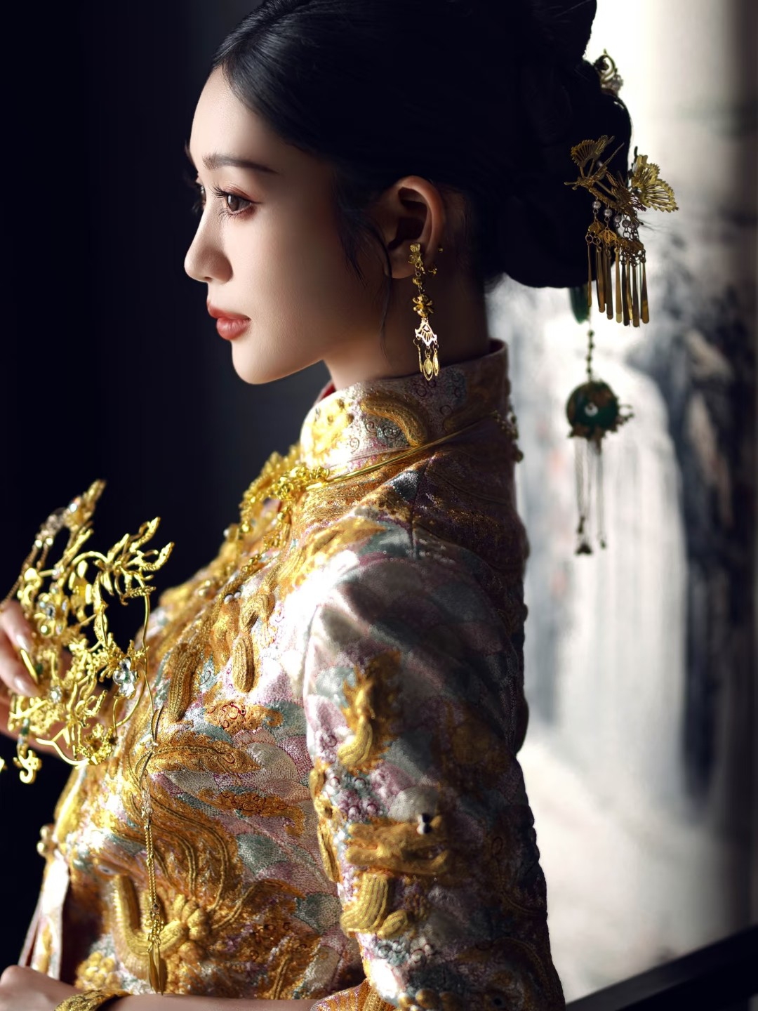 喜歡簡約干凈的美處處都體現(xiàn)在細(xì)節(jié)清新淡雅的新娘造