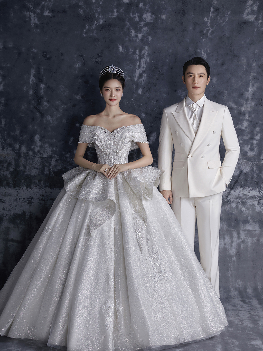 再看一万遍也依旧中意的内景公主婚纱照