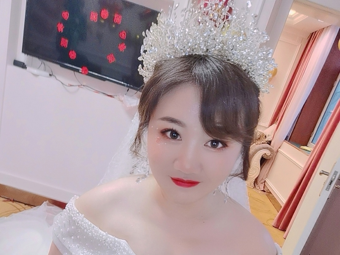 私人订制全程跟妆清透妆面