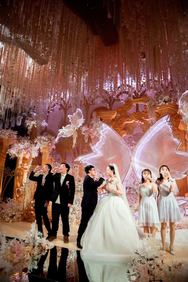 花儿映画婚礼跟拍总监档单机位张小明拍摄