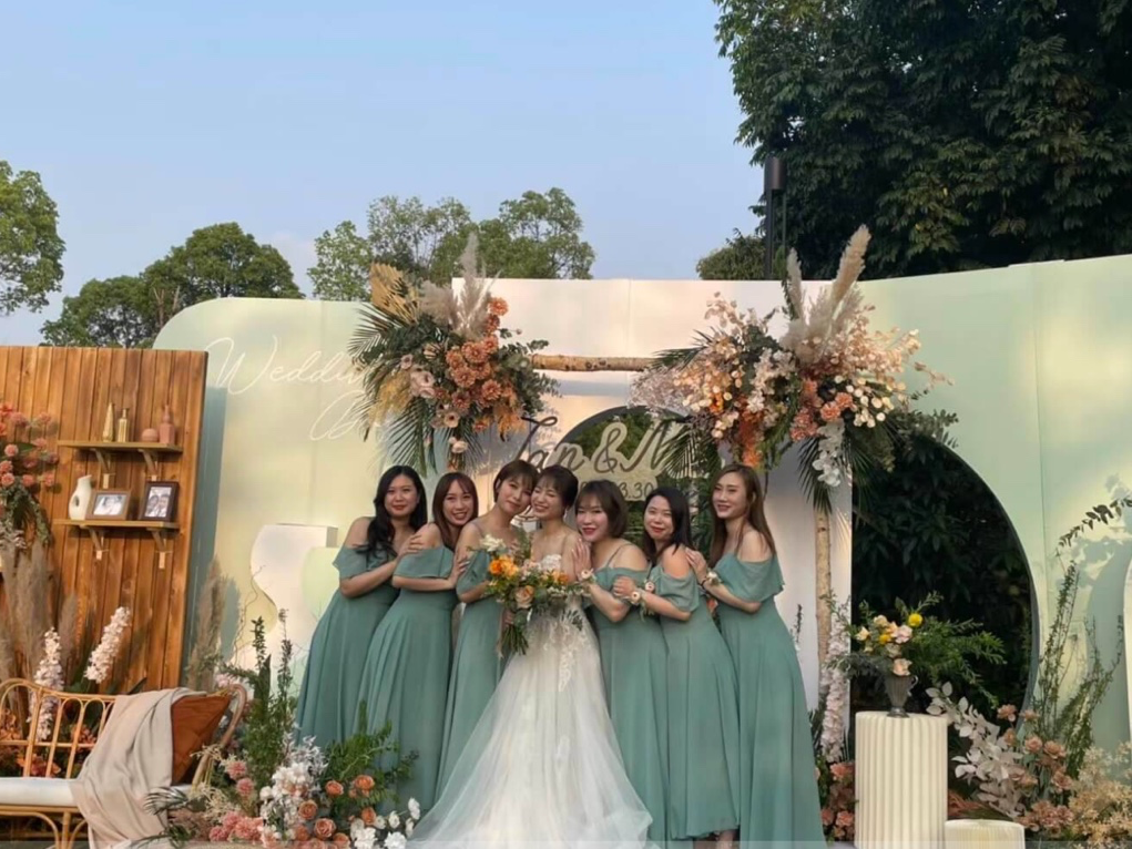 清新自然绿色系
适合室外有婚礼梦的您