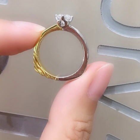 特例不独行的戒指Zbird