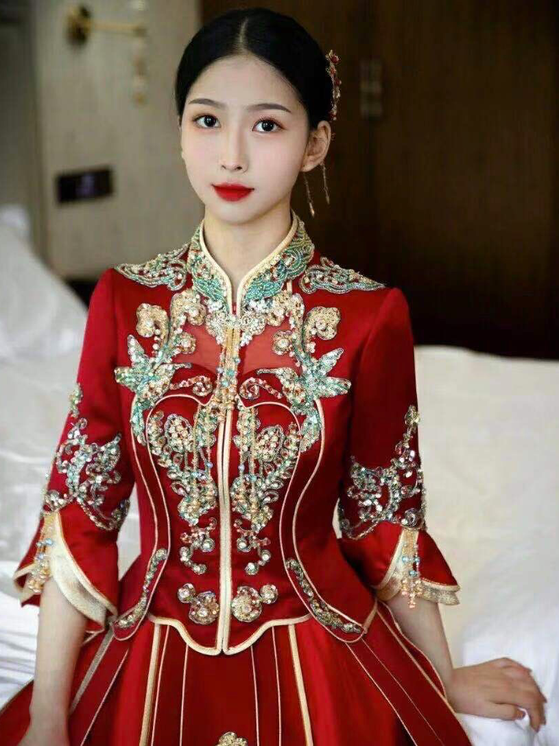 秀禾服