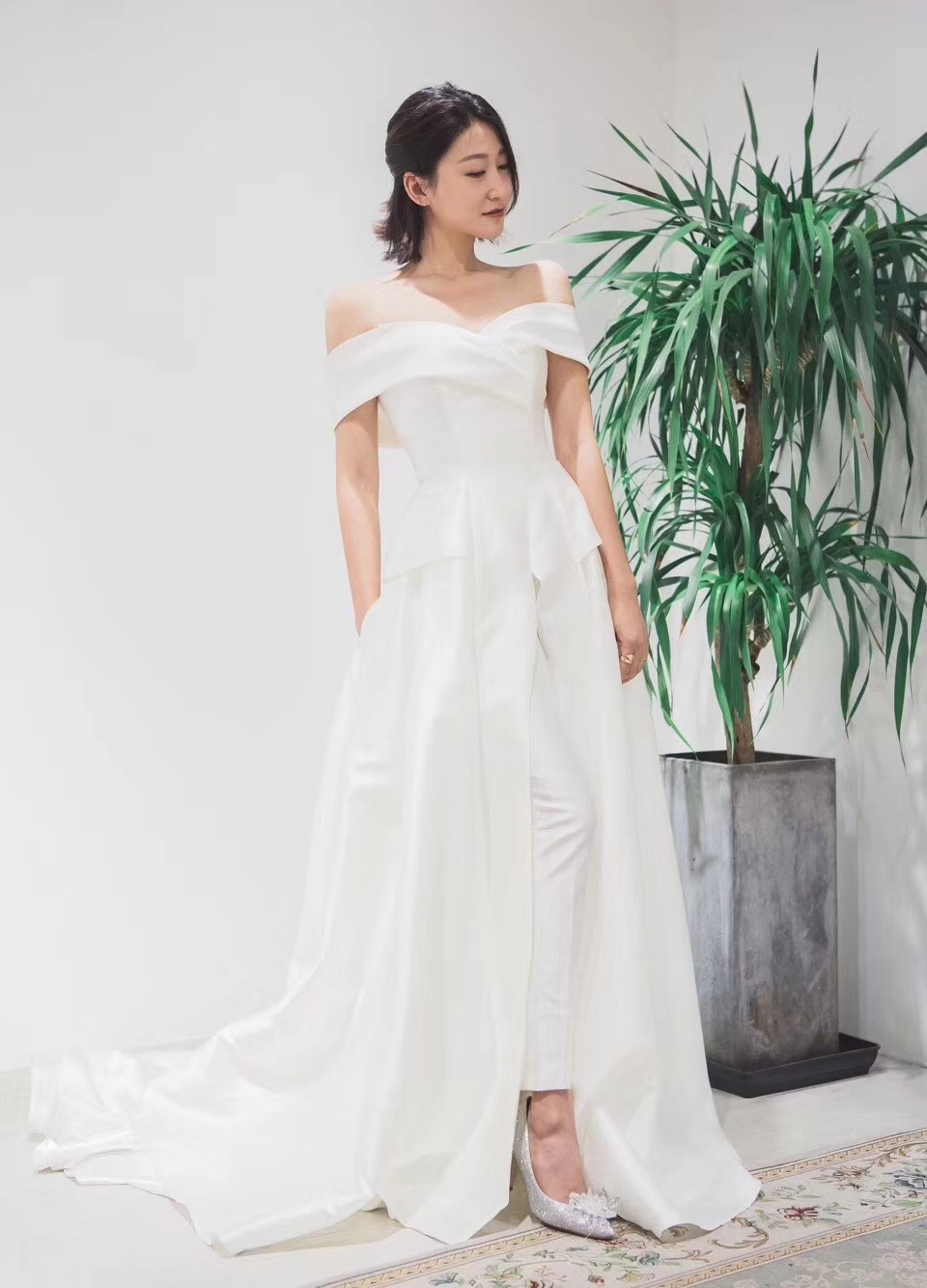 一心婚纱造型
