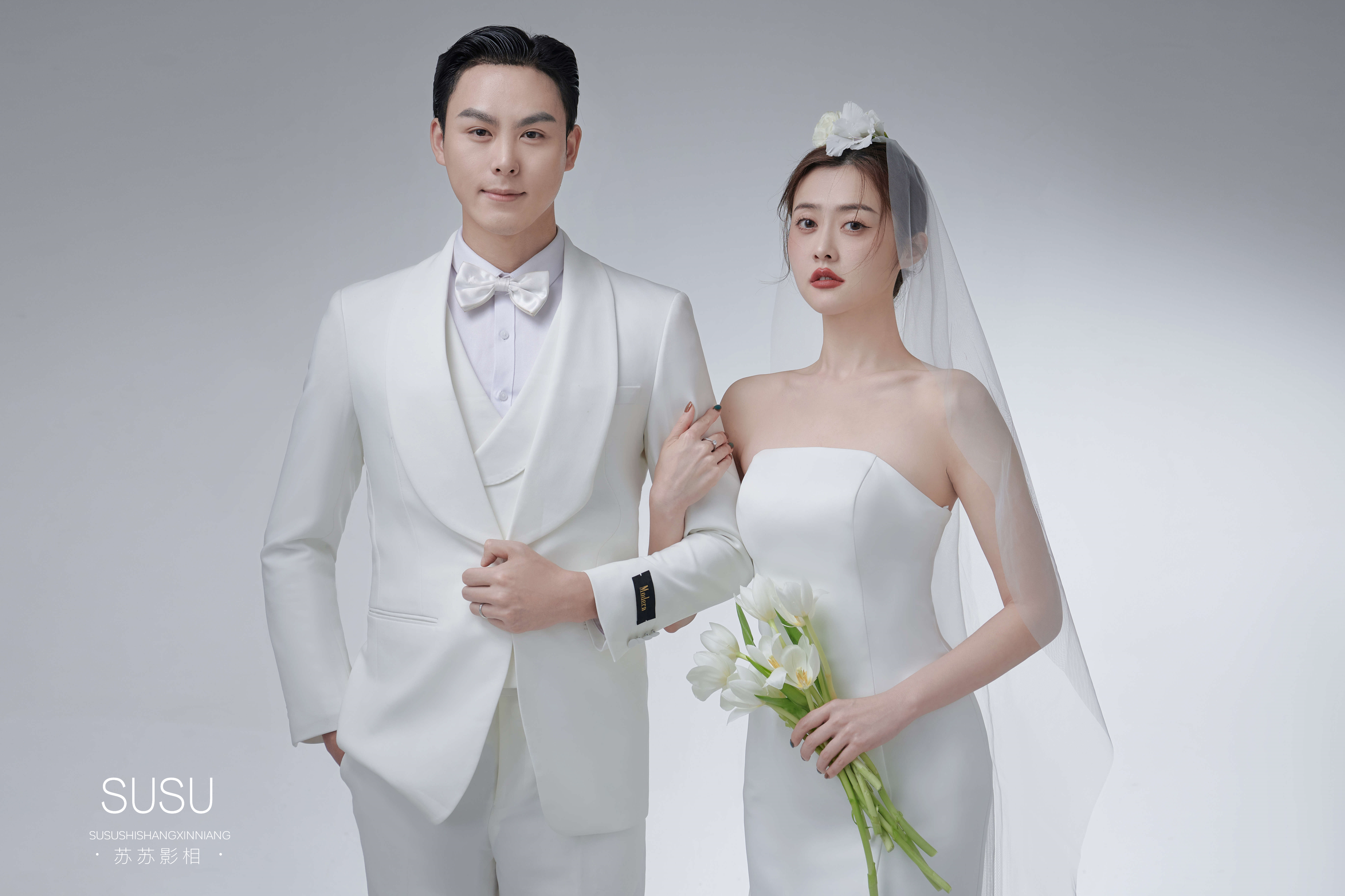 韩式极简风婚纱照