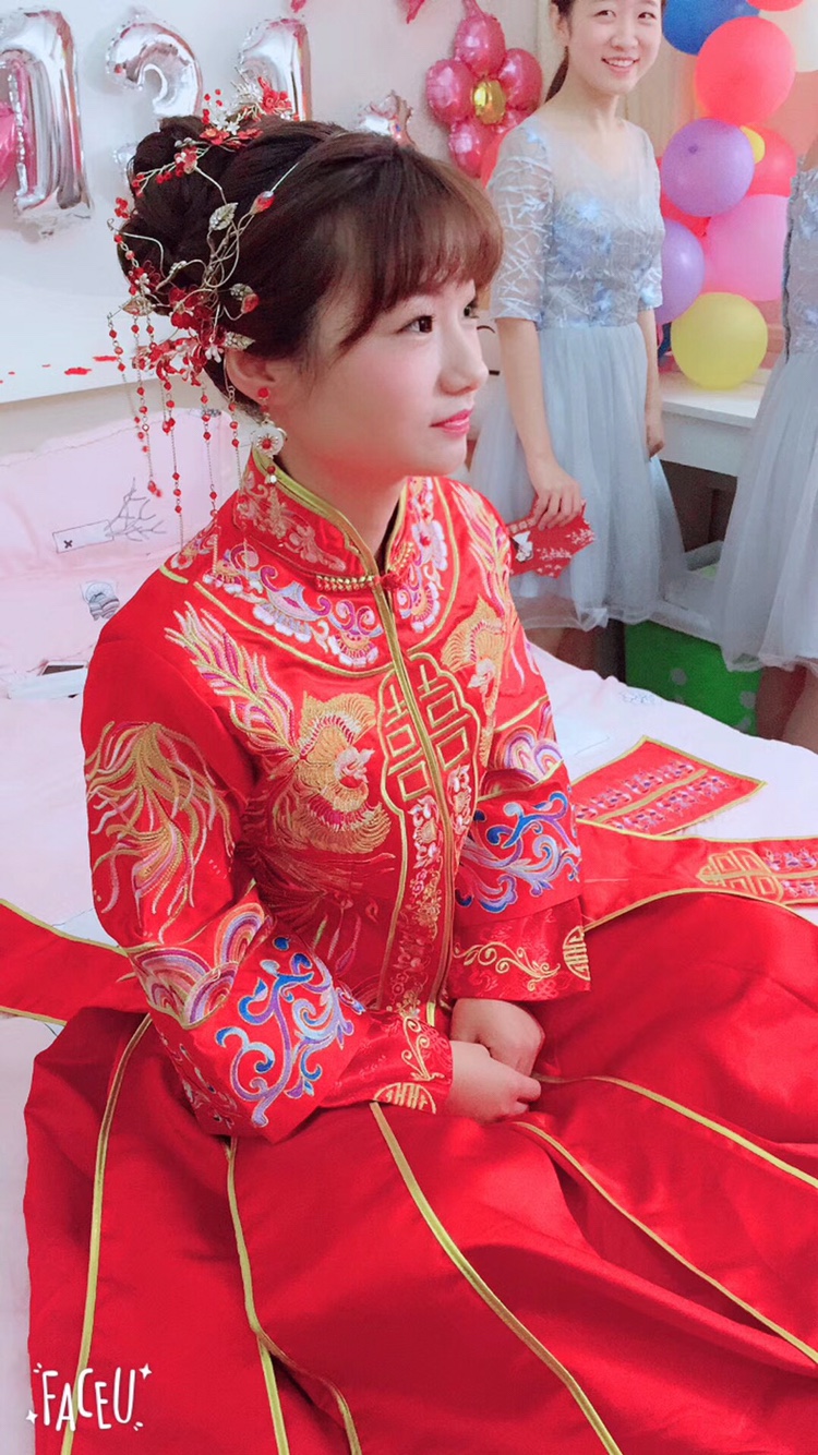 虎丘婚纱贵吗_虎丘婚纱城(3)