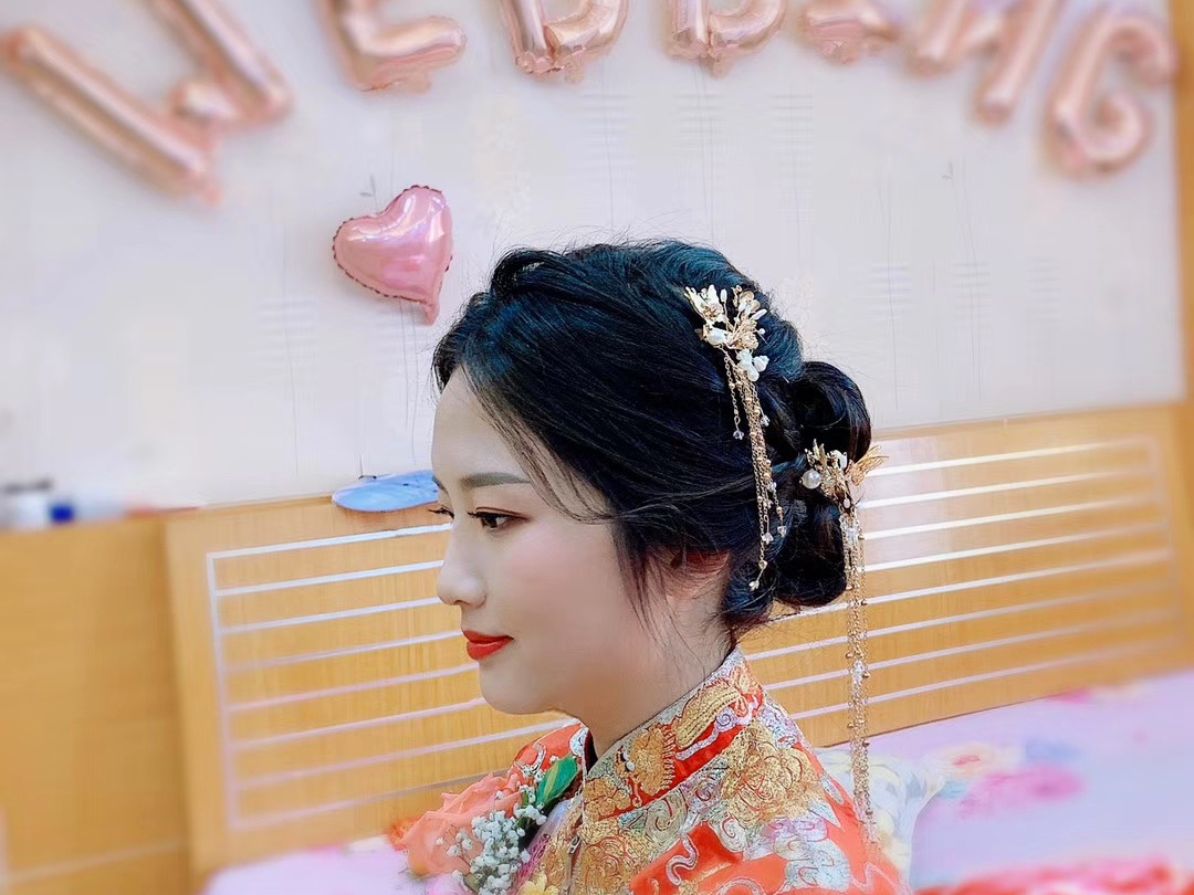 婚宴精致半天跟妆（四小时跟妆）
