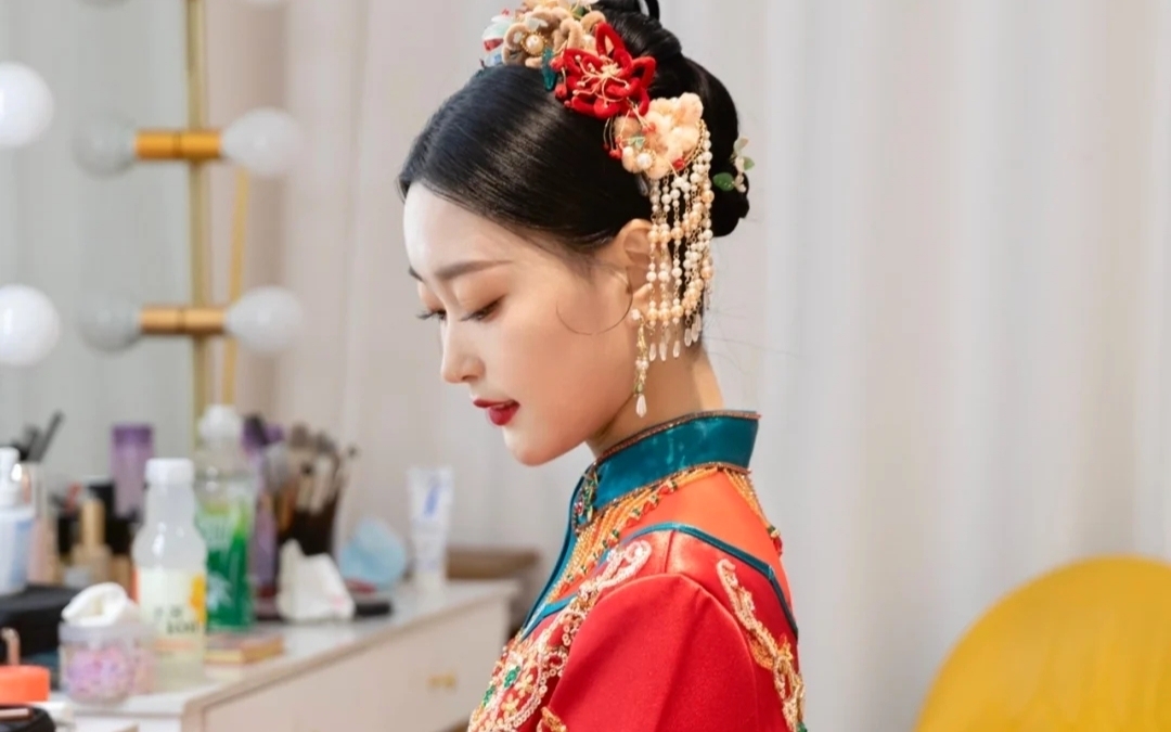 [纯白婚纱]中式新娘妆面