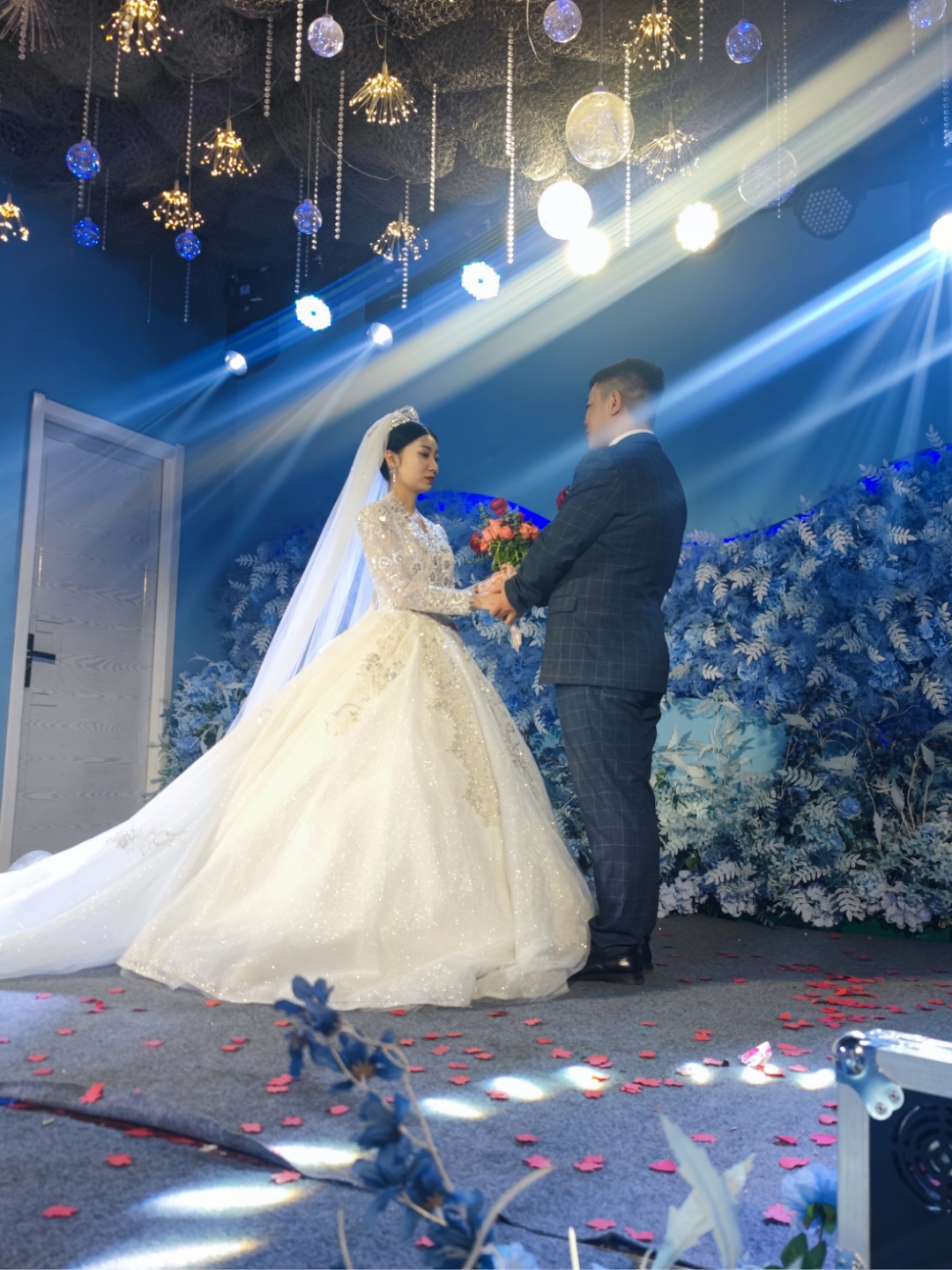 婚礼当日新娘跟妆+全包系列