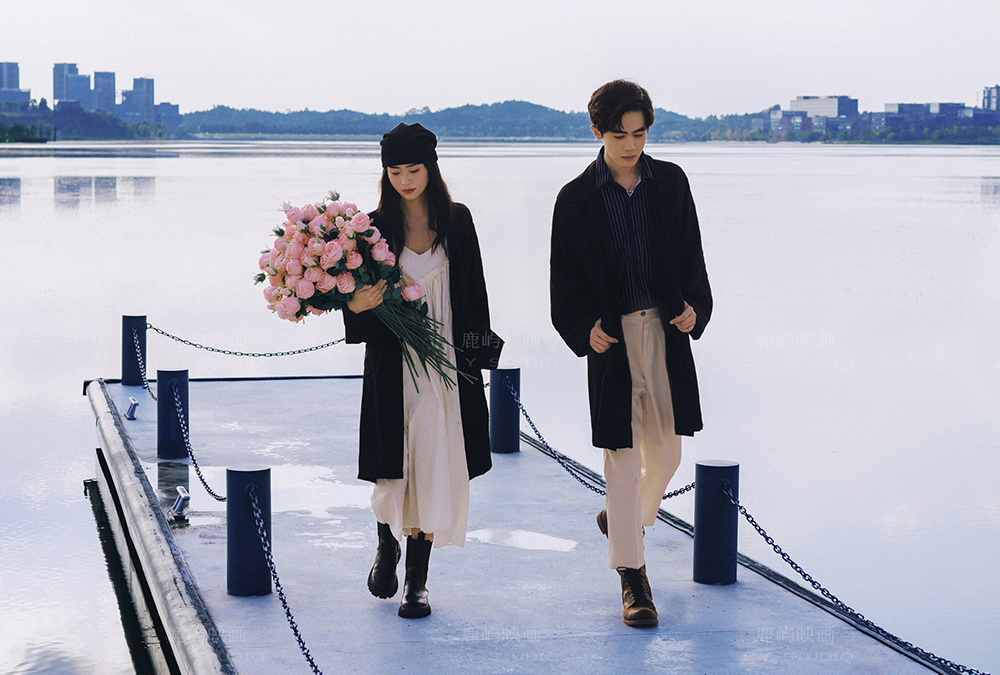 【本季热推】川西热拍婚纱照+全价包  精修50张