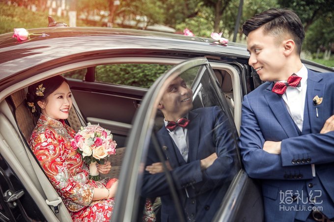 预算有限，但还是想办草坪婚礼