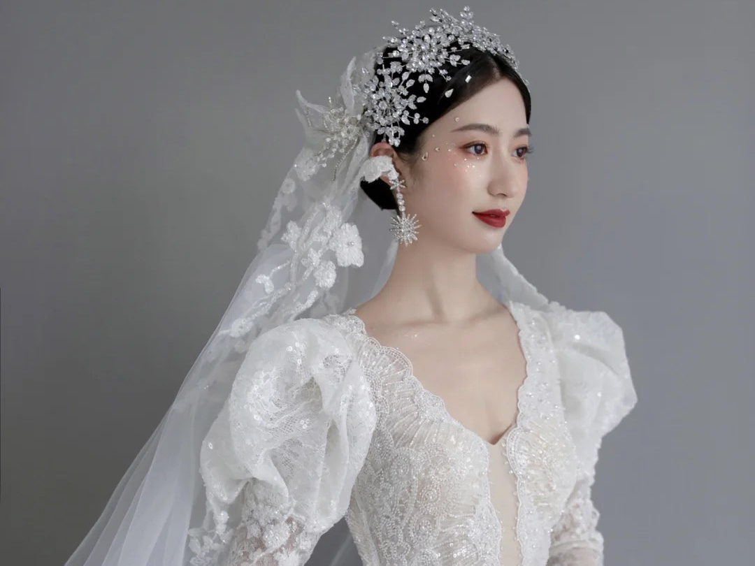 唯美新娘婚礼定制跟妆