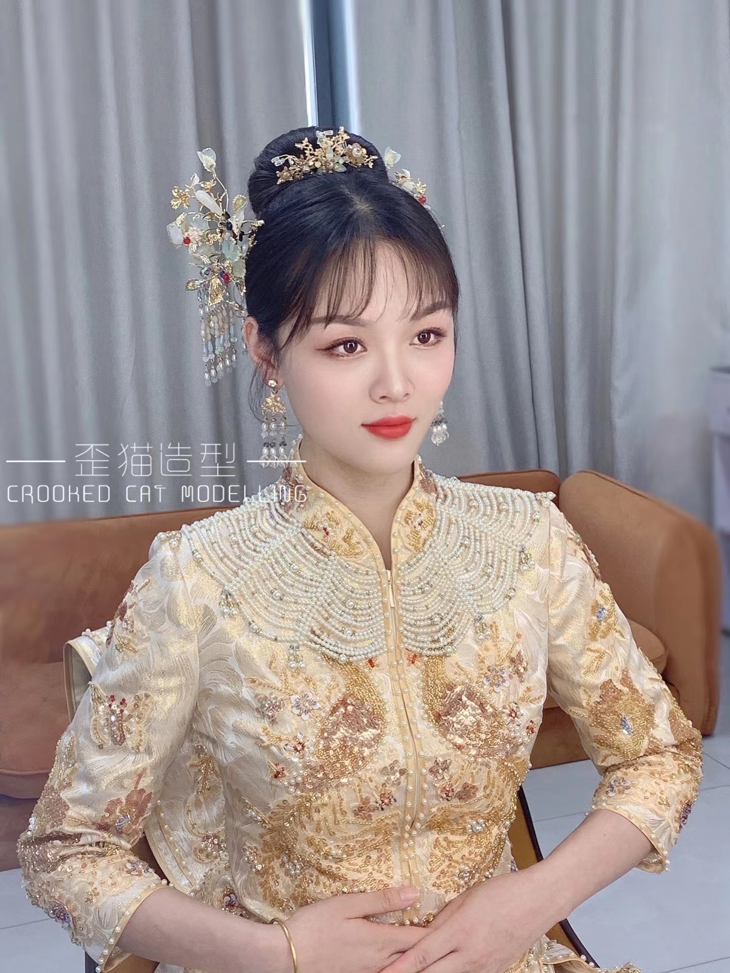 （小预算 聚划算）豪华婚纱三件套+新娘全程跟妆