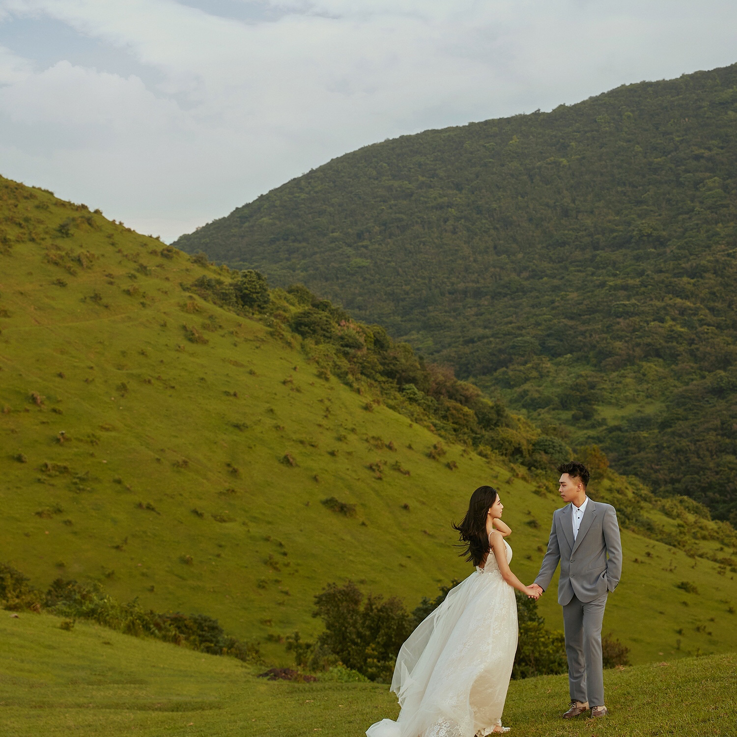 【艾尔影像摄影】草坪婚纱照