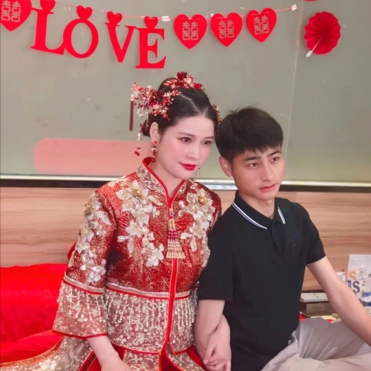 武汉市内 新娘早妆 上门妆造 一线品牌