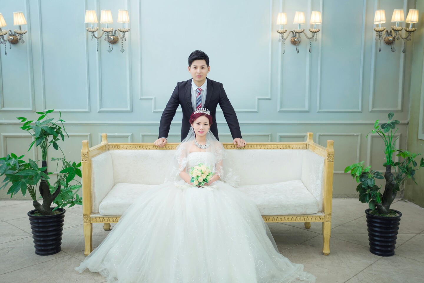 国际婚纱网站_婚纱情侣头像