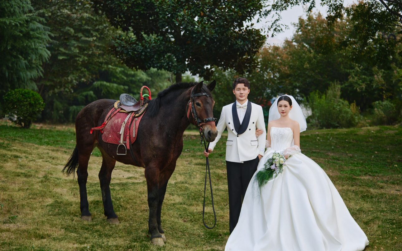 草坪馬場婚紗照
