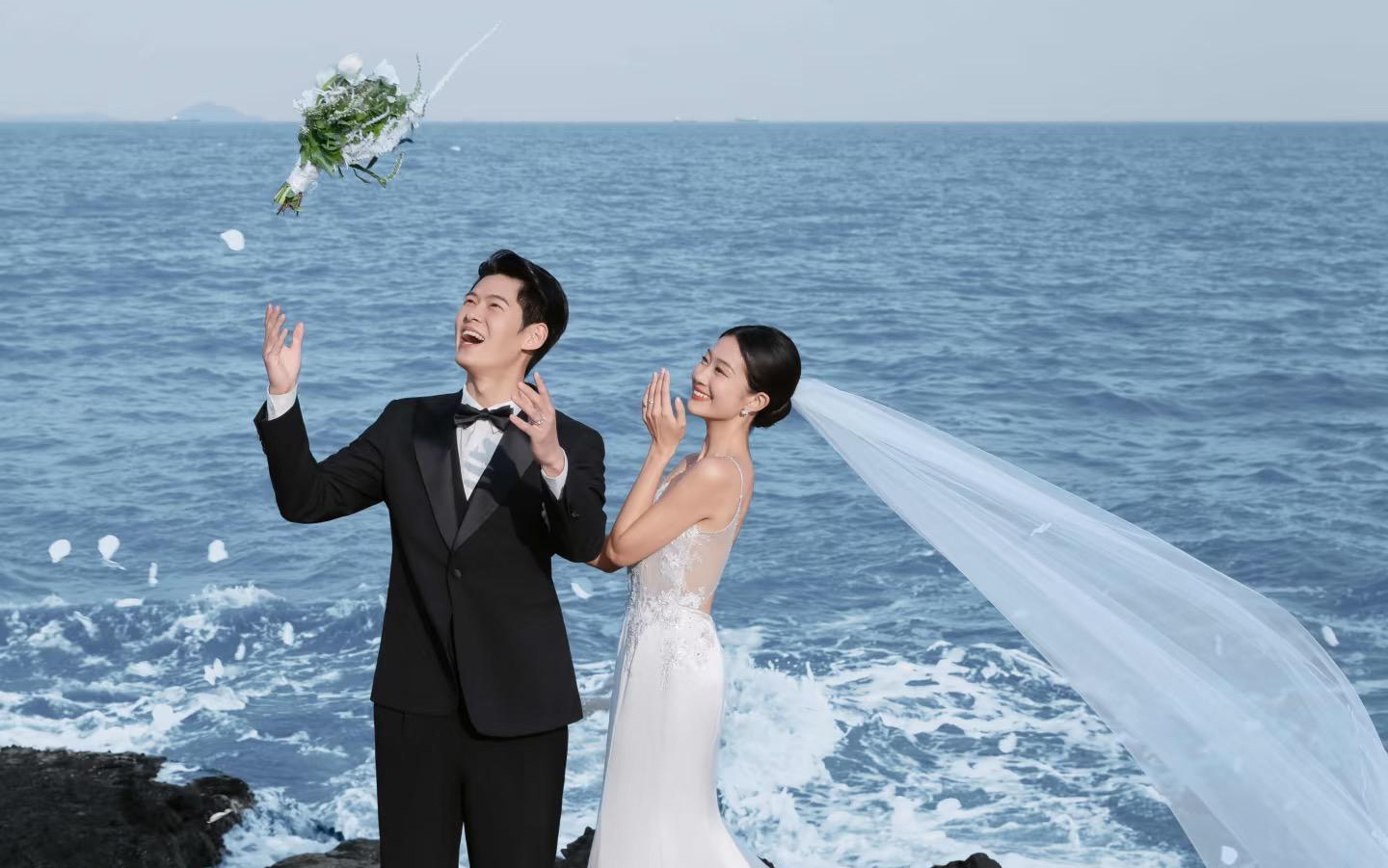 海景礁石