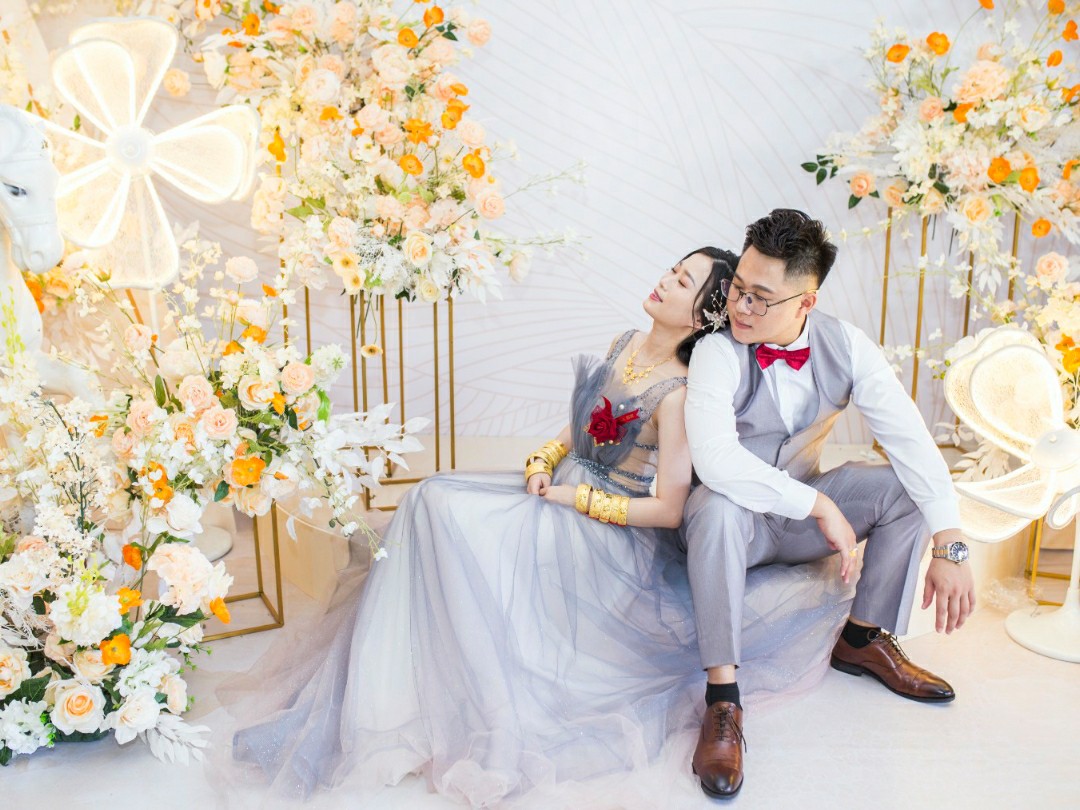 【圣誕狂歡】首席全天跟妝團(tuán)隊(duì)+價(jià)值超7000豪禮