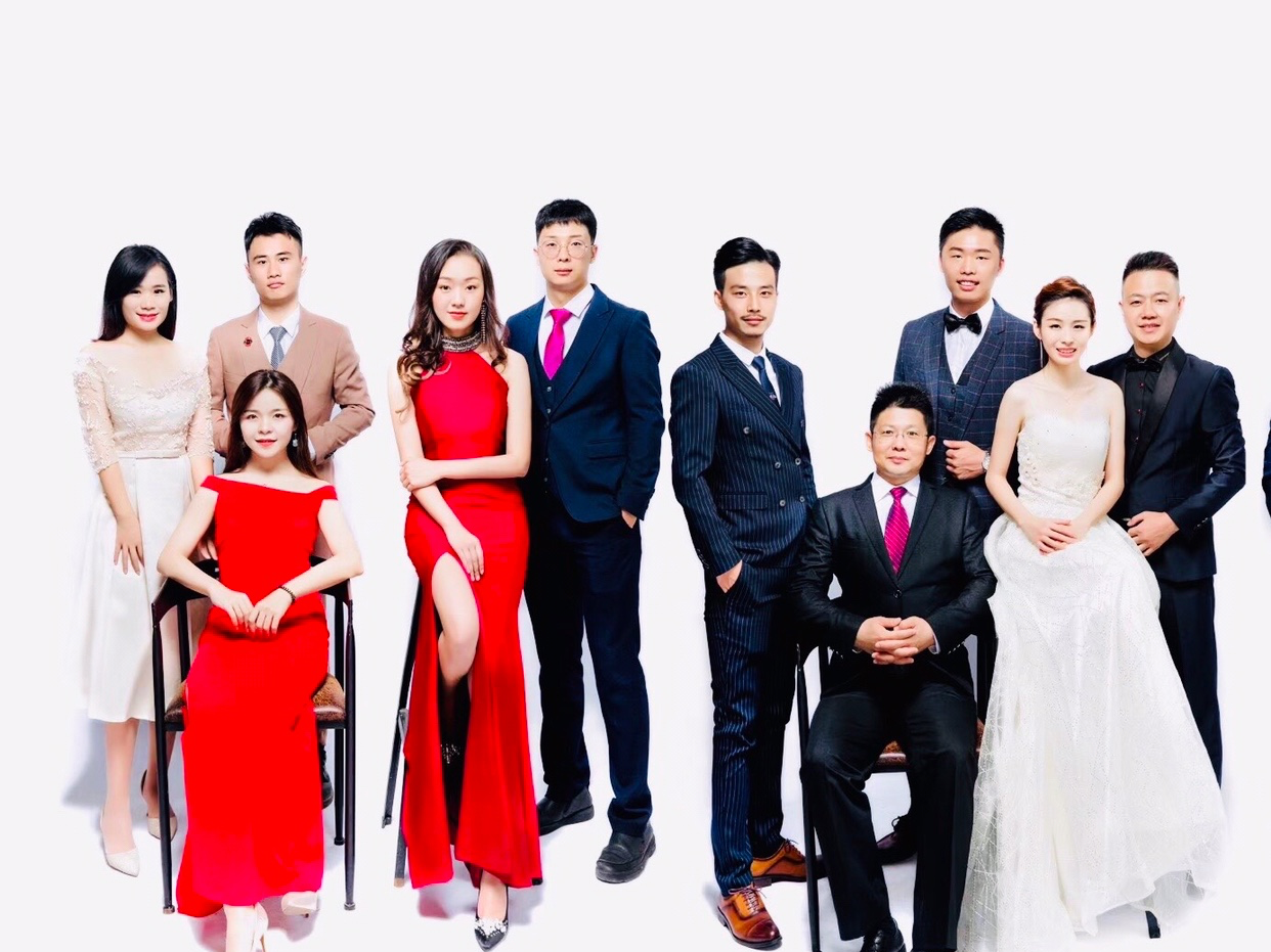 主持推荐+流程策划+彩排+婚礼音乐