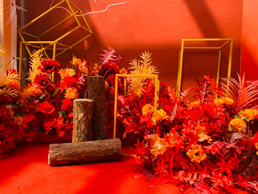 極簡主題橘紅色婚禮定制服務(wù)