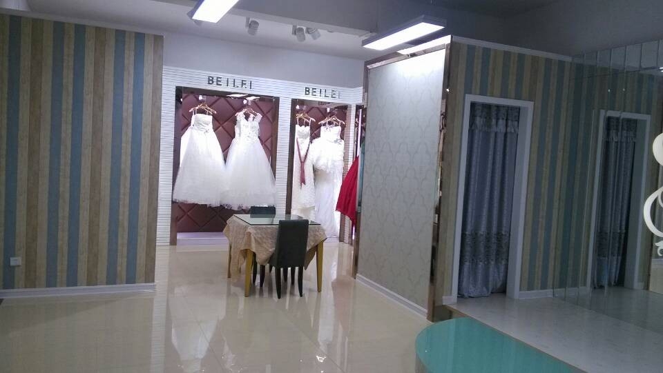喜嫁高端婚纱礼服