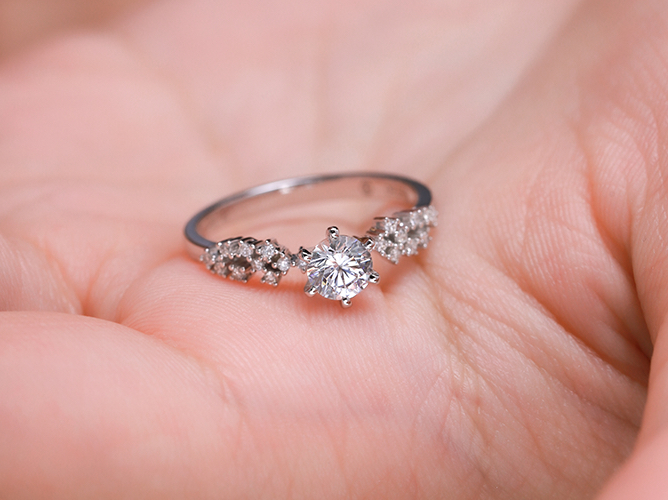 【佐卡伊】定制钻戒-星河