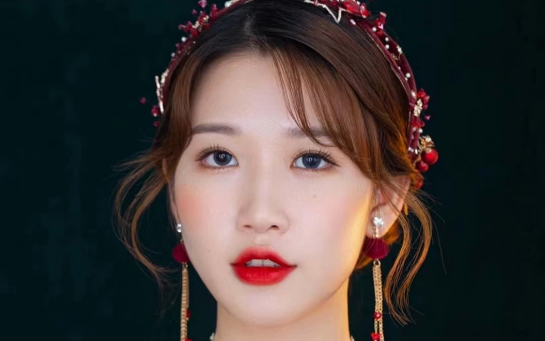 【答 谢 宴】资深化妆师套餐