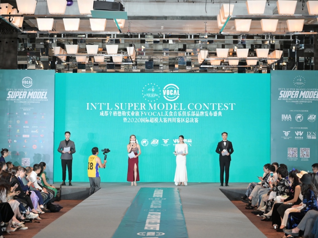 温暖舒适的诉说讲述你们的爱情故事   李玉琦