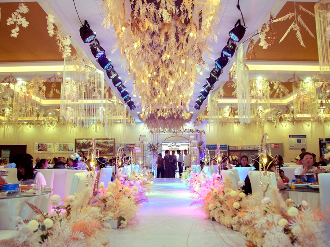 超值特惠3999婚礼套餐