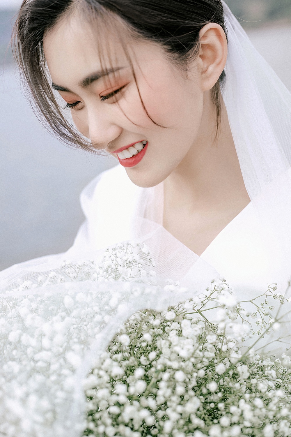 都婚纱照怎么选？哪家婚纱摄影工作室好？