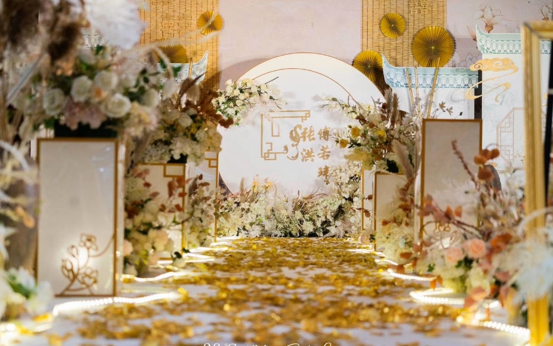 8999 三大金刚 秋色婚礼