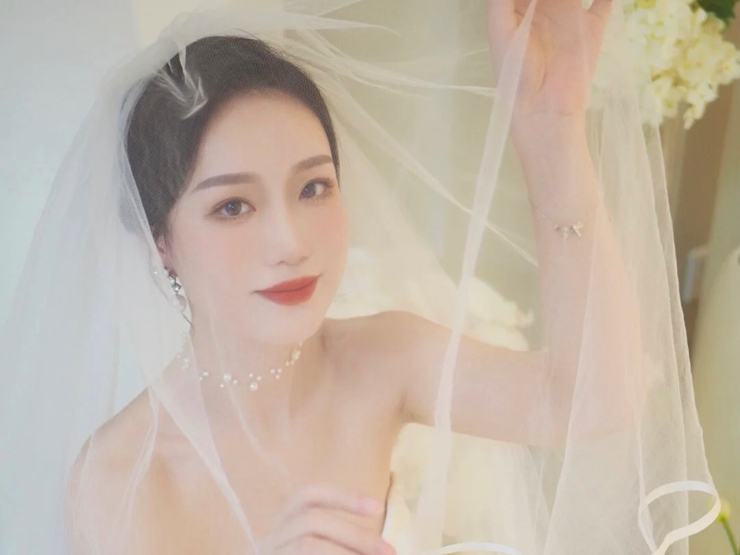 资深档化妆老师全程婚礼跟妆