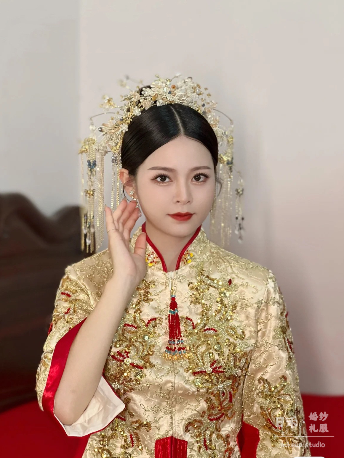 资深档全天婚礼跟妆  2款造型