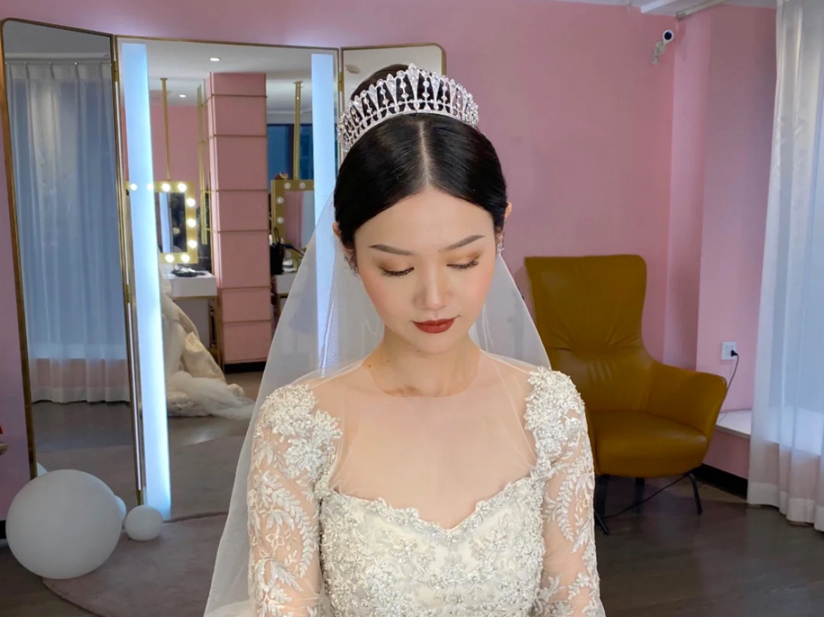 高级新娘妆3套，白纱，秀禾，敬酒，赠送妈妈妆