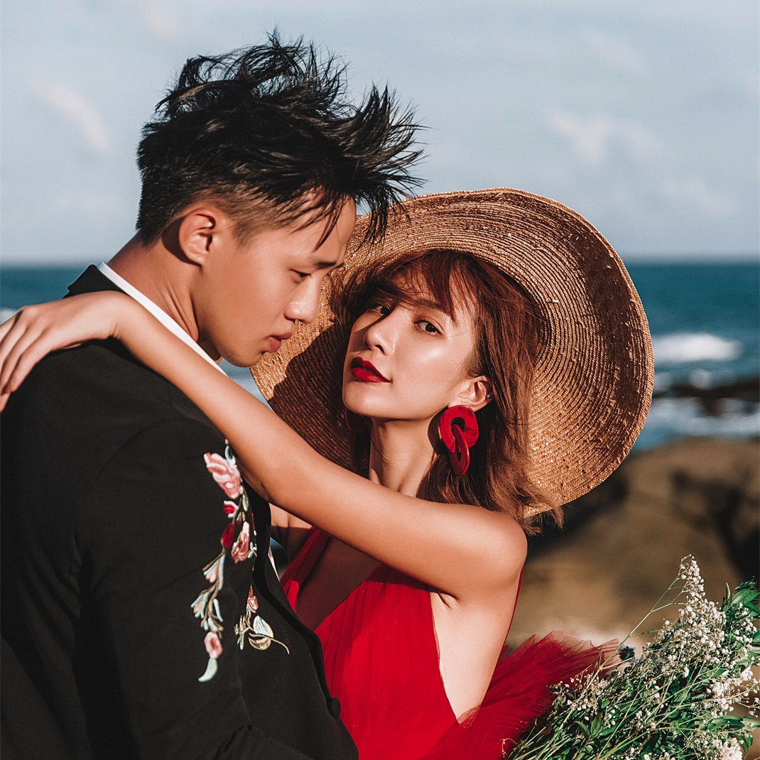 【三亚旅拍】6服/客栈1晚/接机/机票补贴